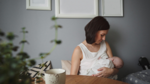 How To Survive Breastfeeding While You Are Pregnant